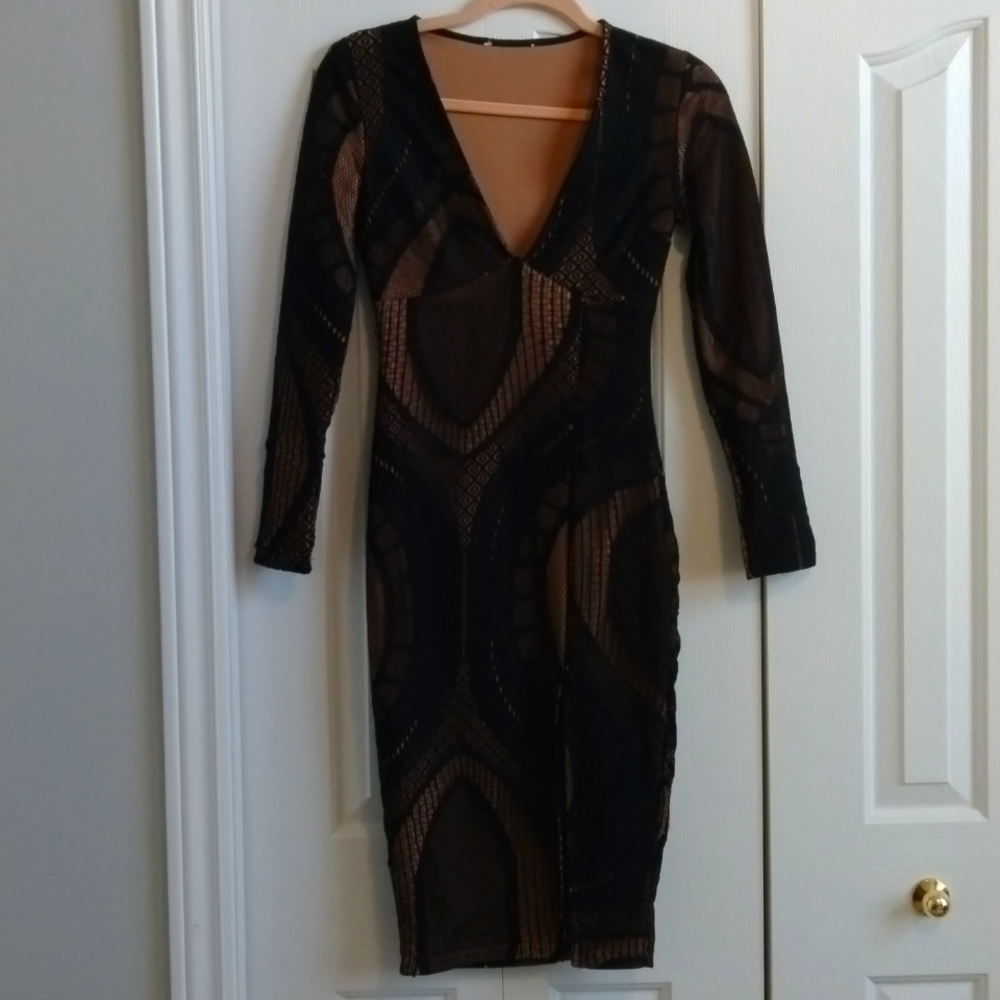 Black Lace Stretch Midi Dress with nude Lining